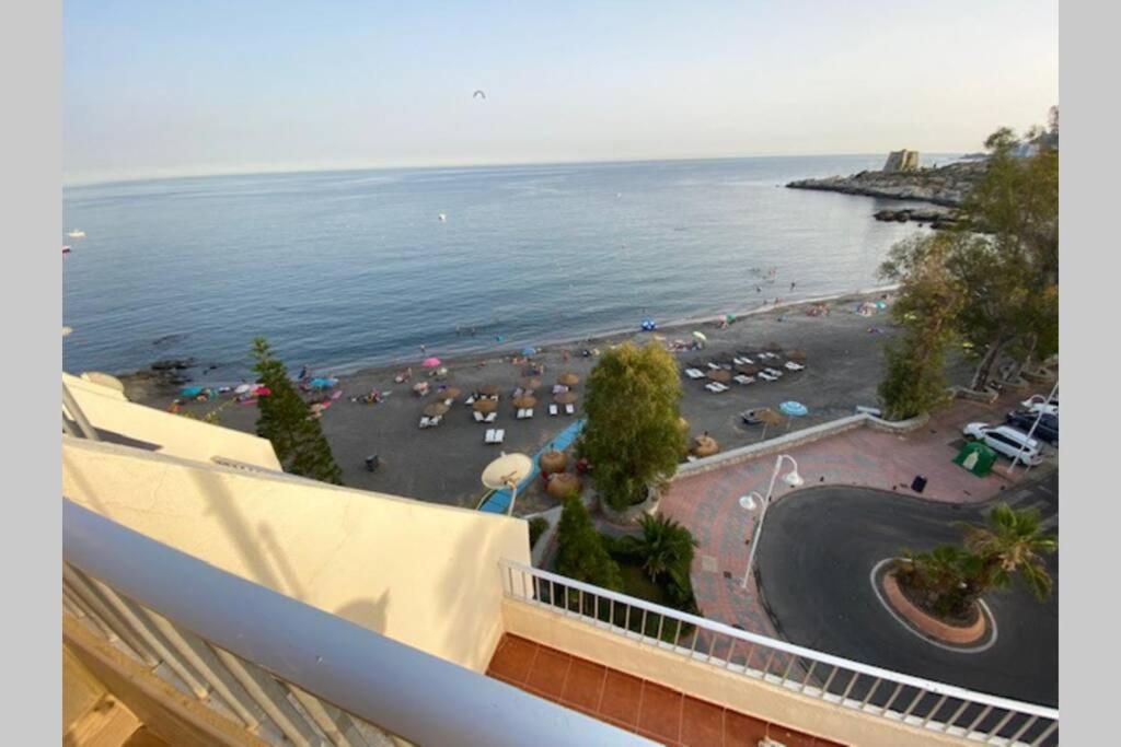 Magnifico Apartamento Con Vistas Al Mar, 1ª Linea Альмуньекар Экстерьер фото